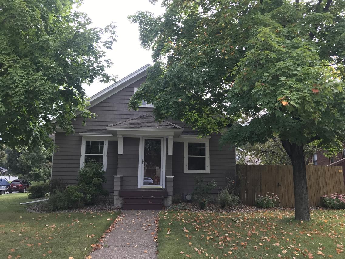 2506 State St, La Crosse, WI 54601