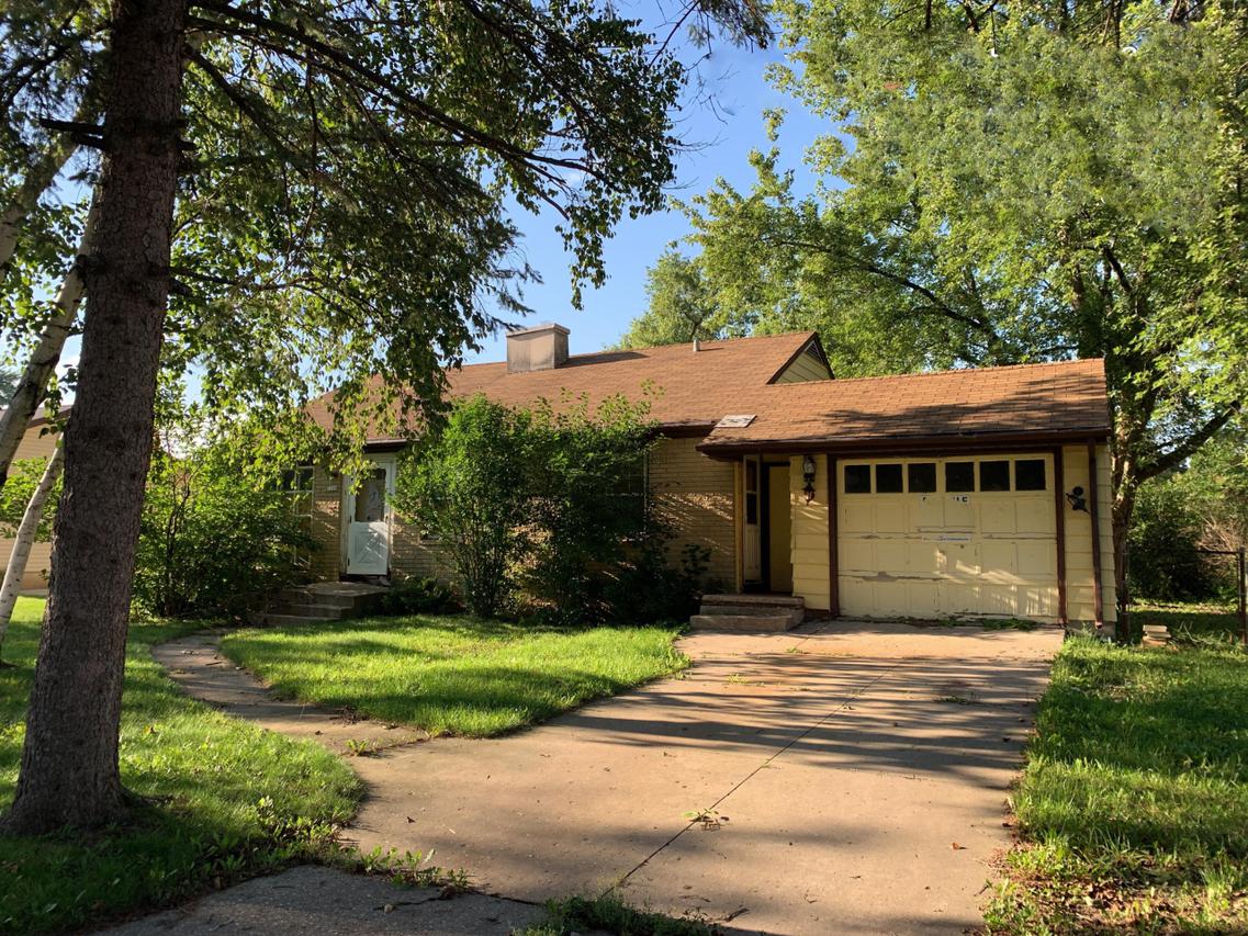 3268 W Birchwood Ave, Milwaukee, WI 53221