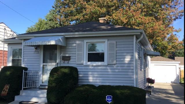 1623 West Lawn Ave, Racine, WI 53405
