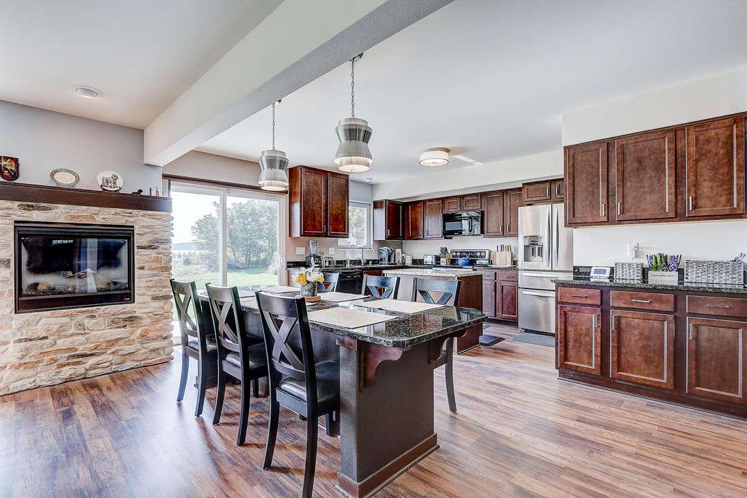 N69W25877 Brighton Dr, Lisbon, WI 53089