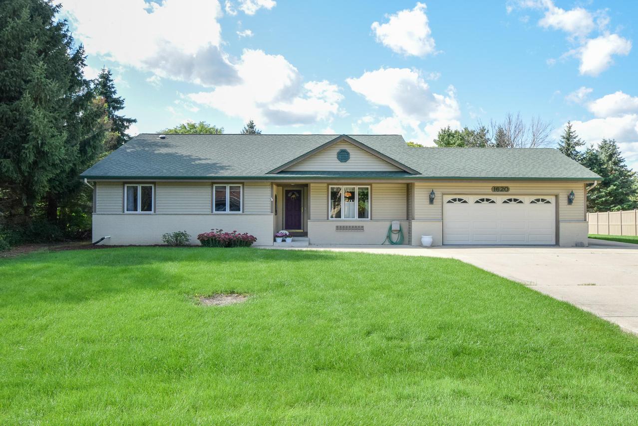 1620 Ramona Dr, Mount Pleasant, WI 53406