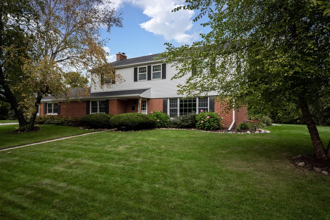 510 W Jefferson St, Port Washington, WI 53074