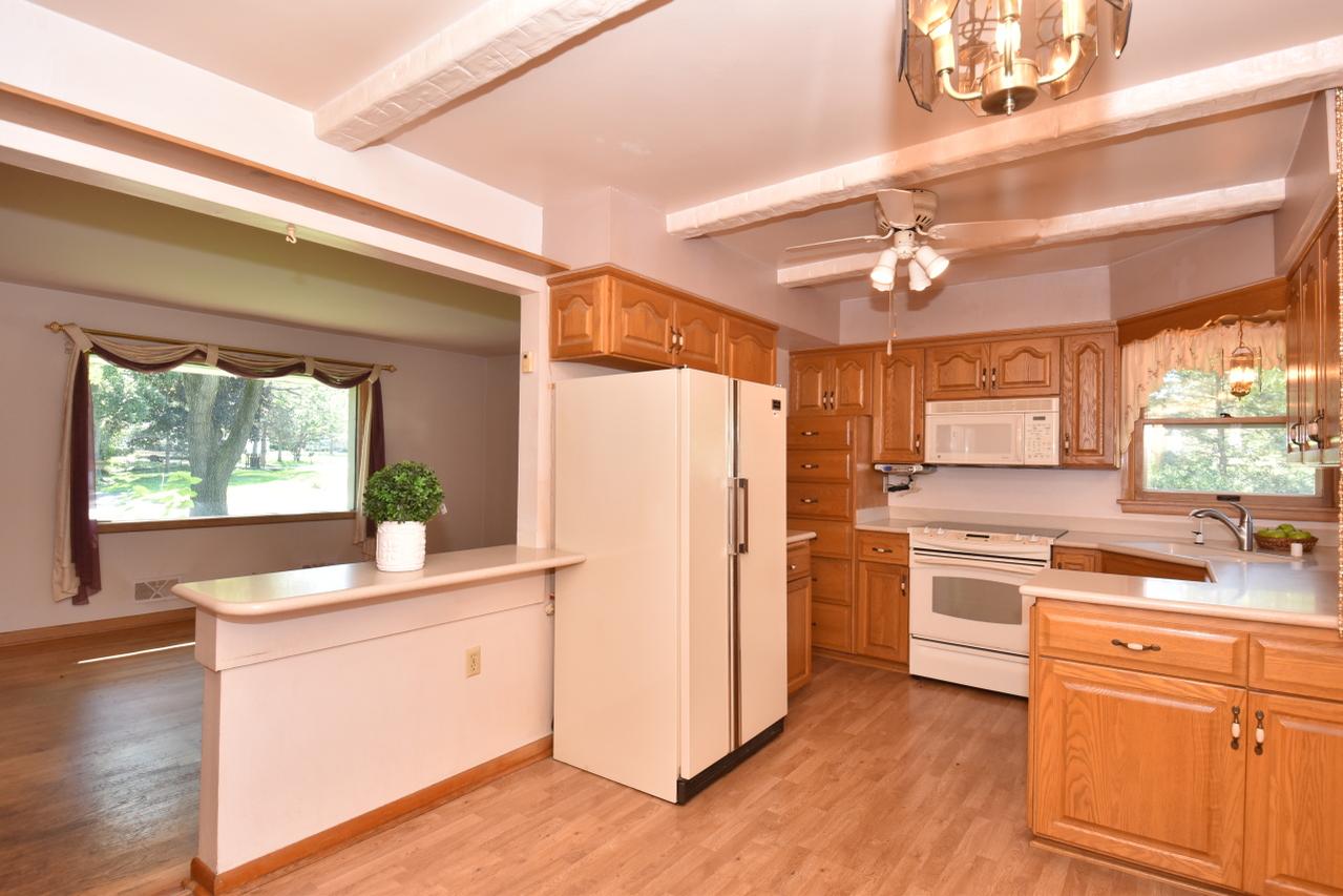 15224 W Vera Cruz Dr., New Berlin, WI 53151