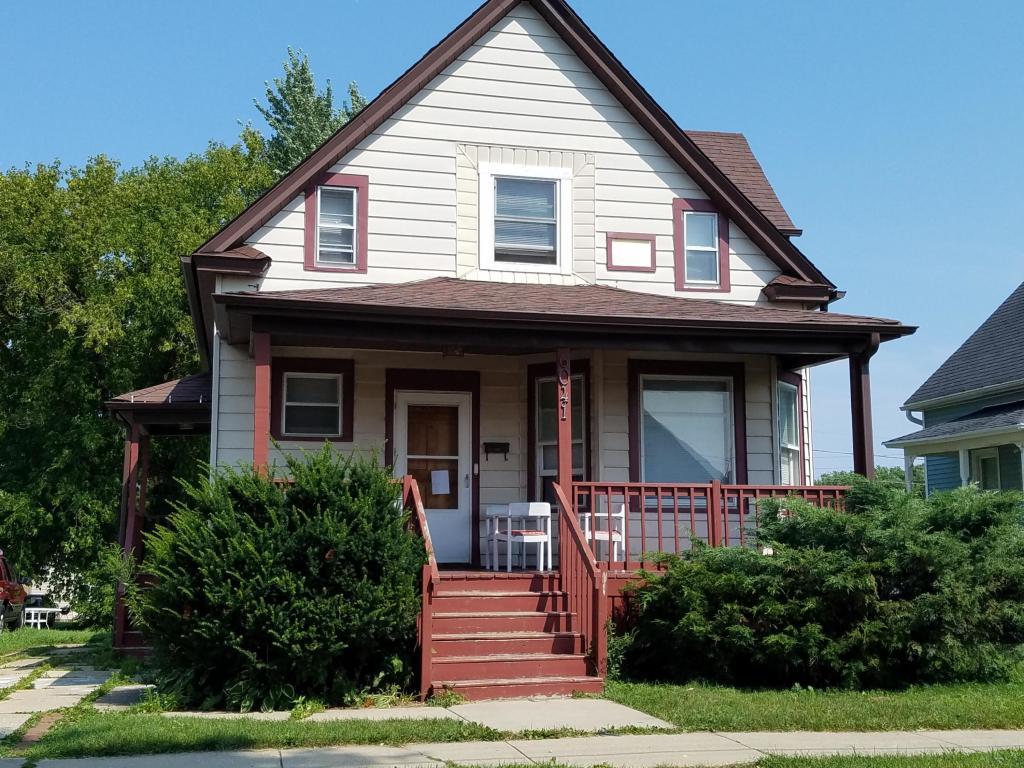 6041 31st Ave, Kenosha, WI 53142