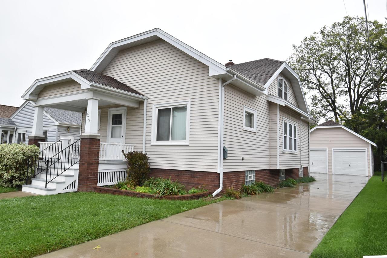 2615 Green St., Racine, WI 53402