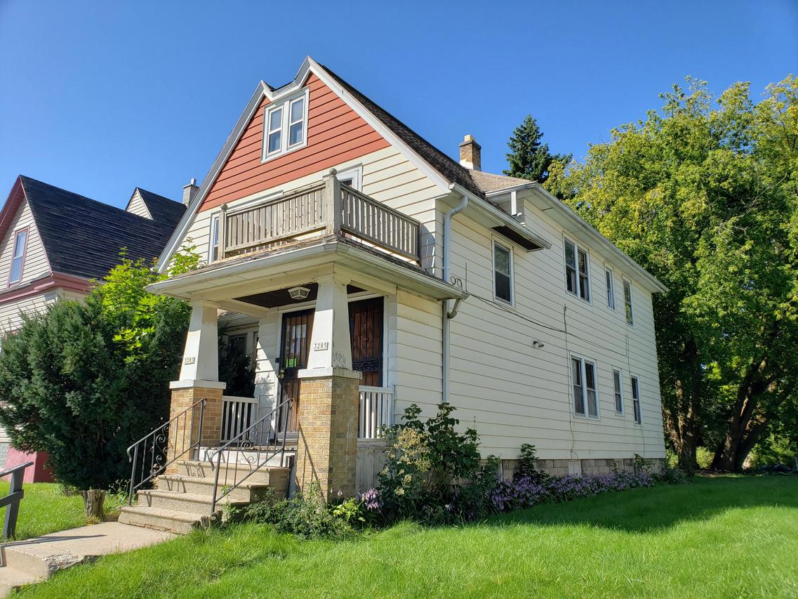 3283 N 14th St. #3285, Milwaukee, WI 53206