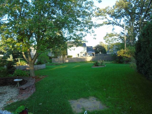 W182N8924 Princeway -, Menomonee Falls, WI 53051