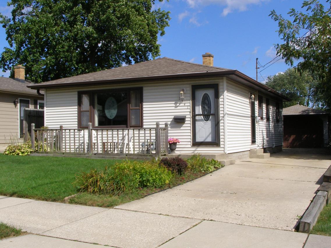 1341 Indiana St., Racine, WI 53405