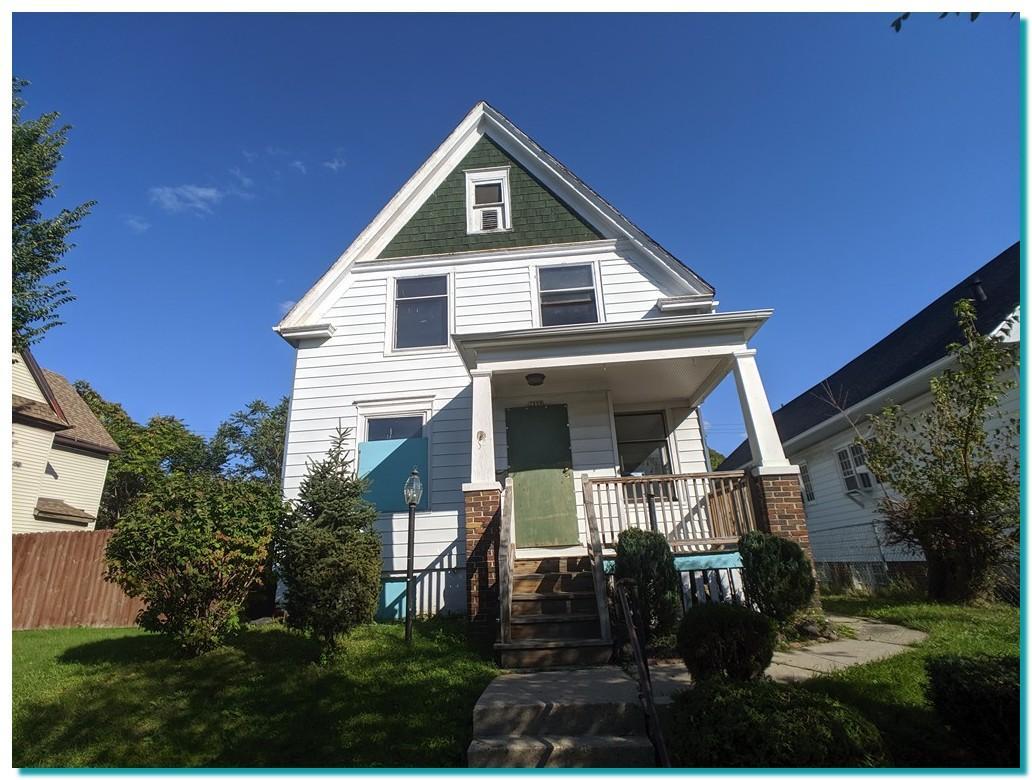 2808 N 19th St, Milwaukee, WI 53206
