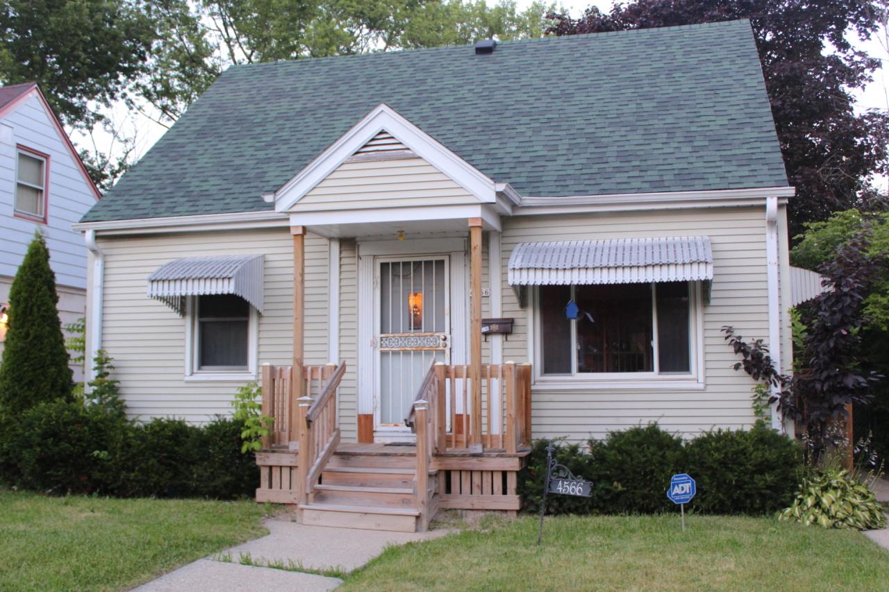 4566 N 41st St., Milwaukee, WI 53209