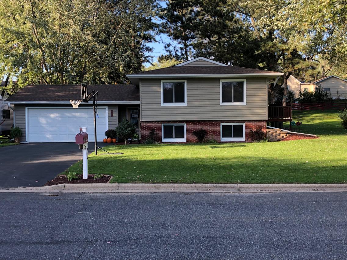 1218 W Circle Dr., Sparta, WI 54656