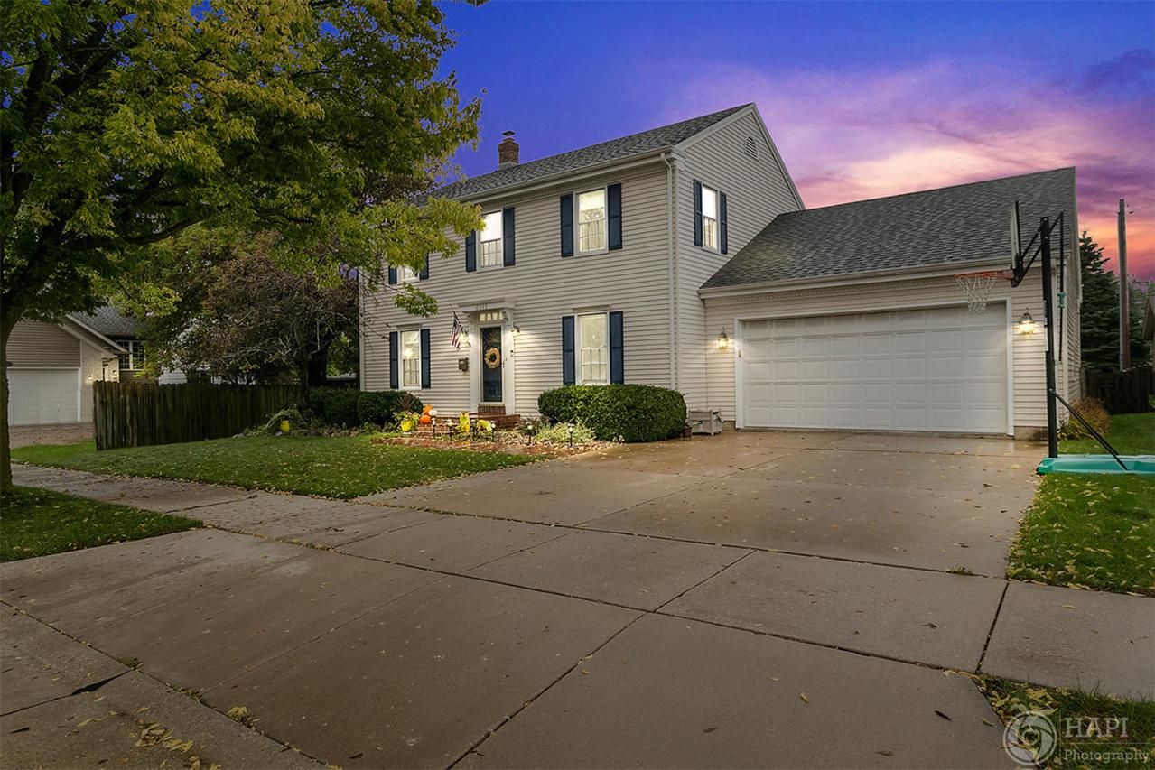 6015 42nd Ave, Kenosha, WI 53142