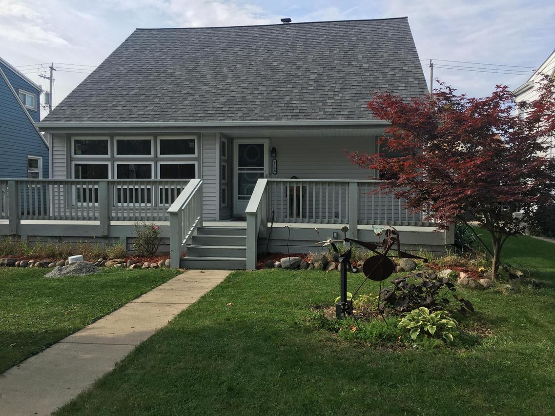 6148 W Kinnickinnic River Pkwy., Milwaukee, WI 53219