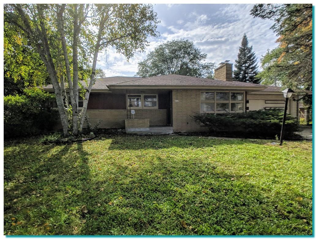 10109 W Fiebrantz Ave, Milwaukee, WI 53222
