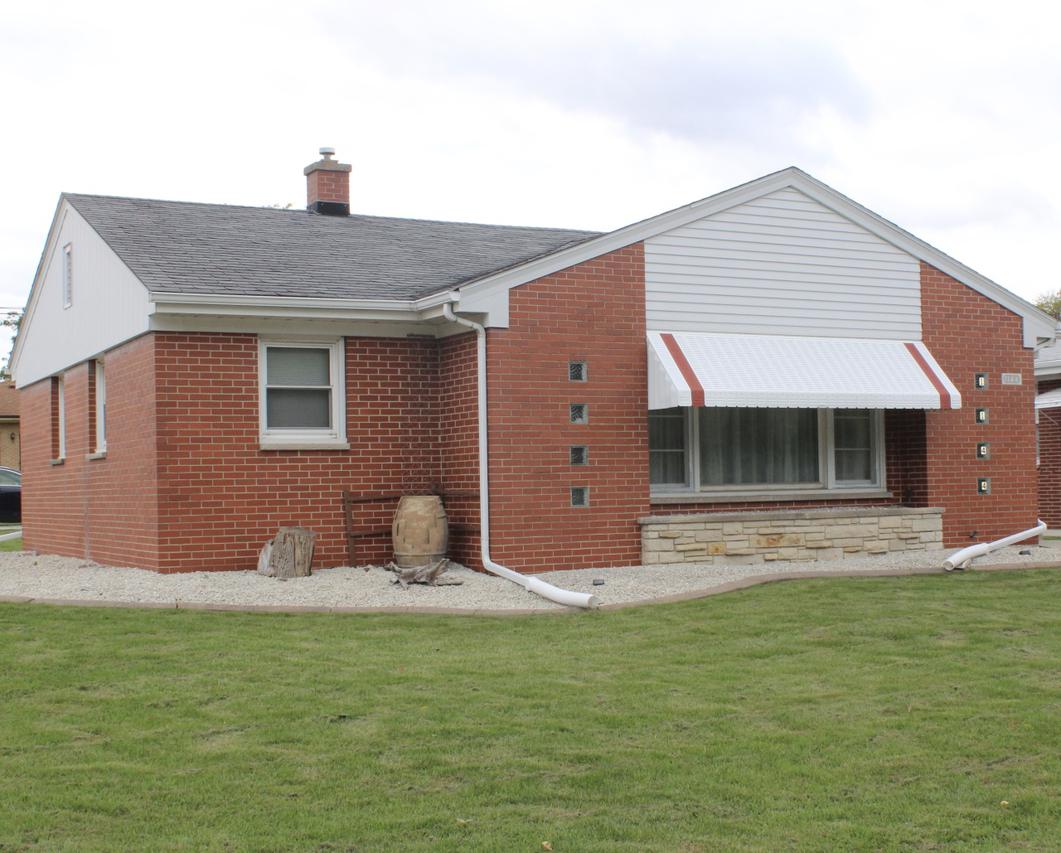 1144 Illinois St., Racine, WI 53405