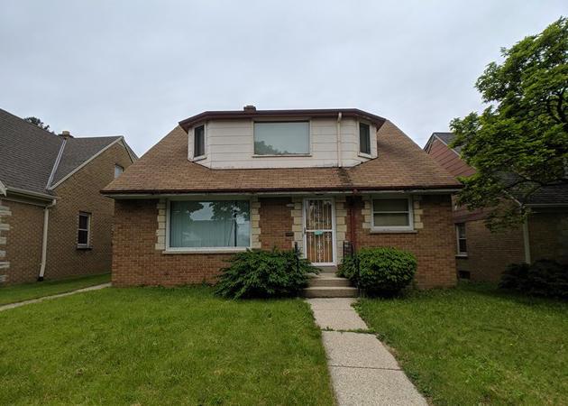 3169 N Dousman St, Milwaukee, WI 53212