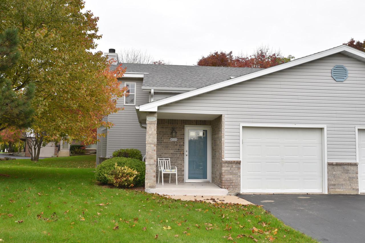6535 S Parkwood Dr., Franklin, WI 53132