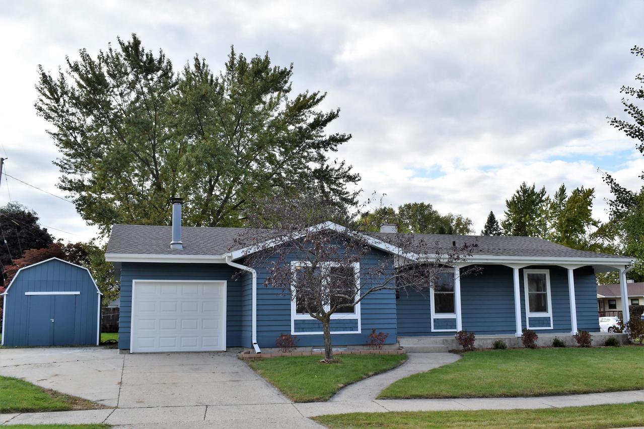 8532 14th Ave., Kenosha, WI 53143