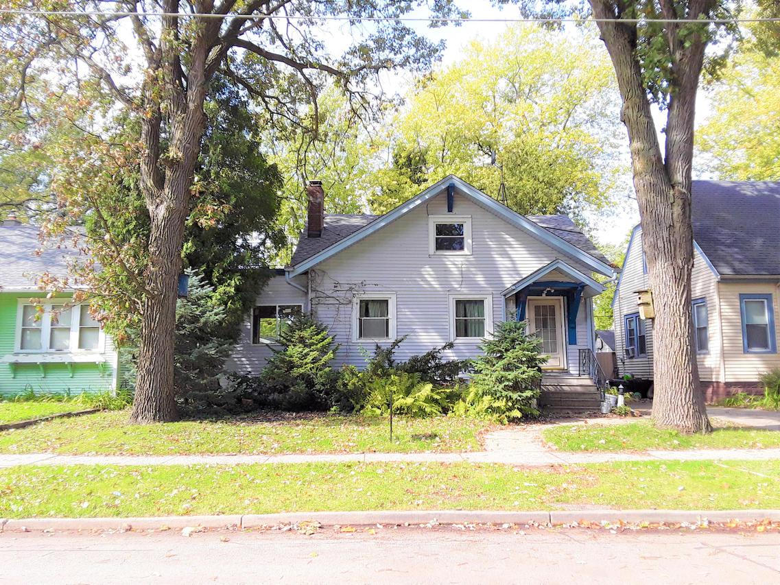 6720 20th Ave., Kenosha, WI 53143