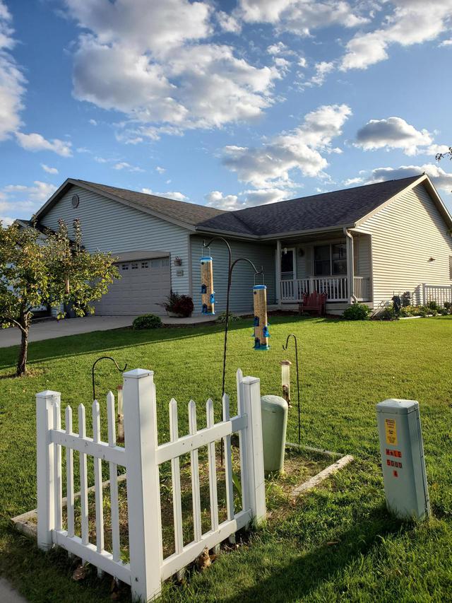 1920 Crooked Ave, Holmen, WI 54636