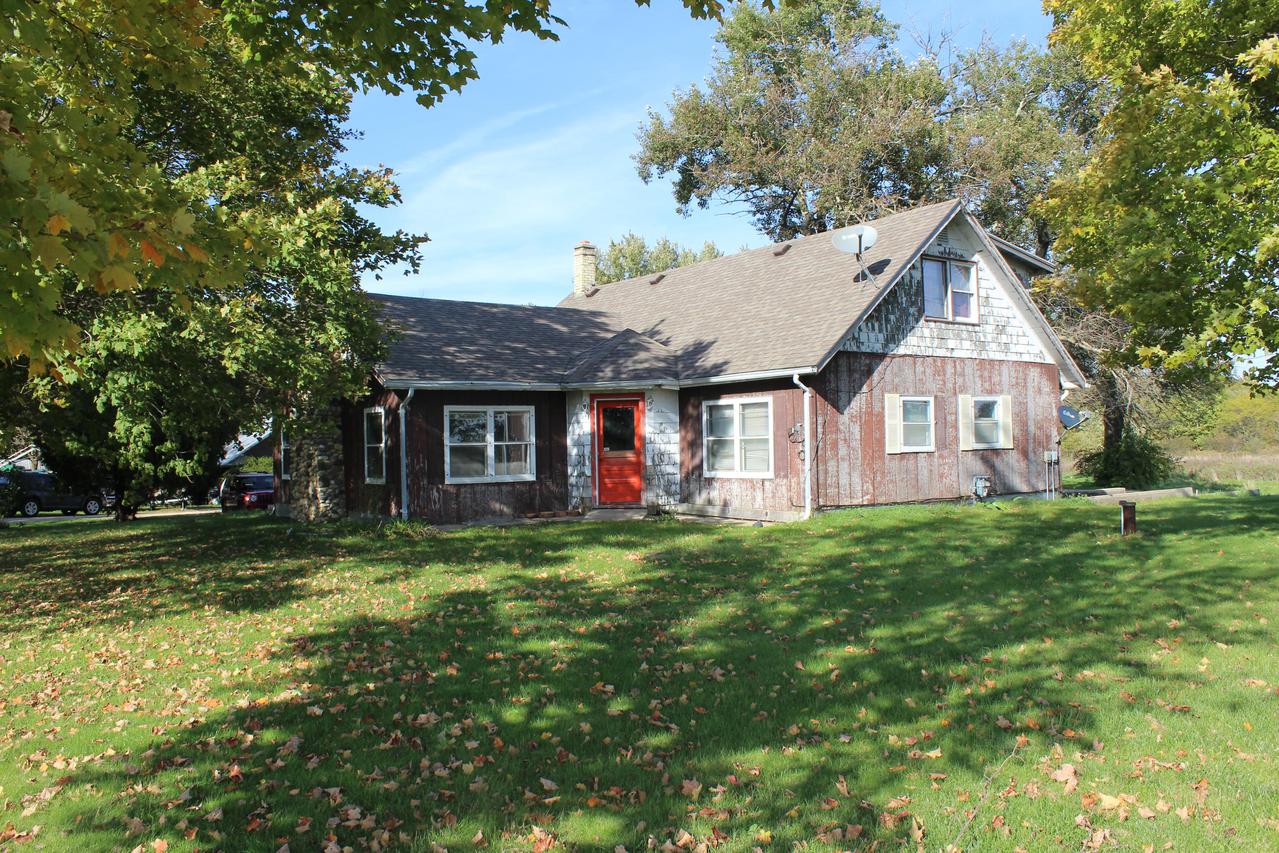 W8048 County Rd X, Darien, WI 53114