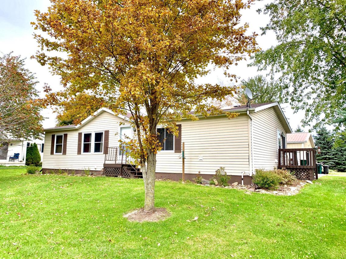 596 S Main St., Juneau, WI 53039