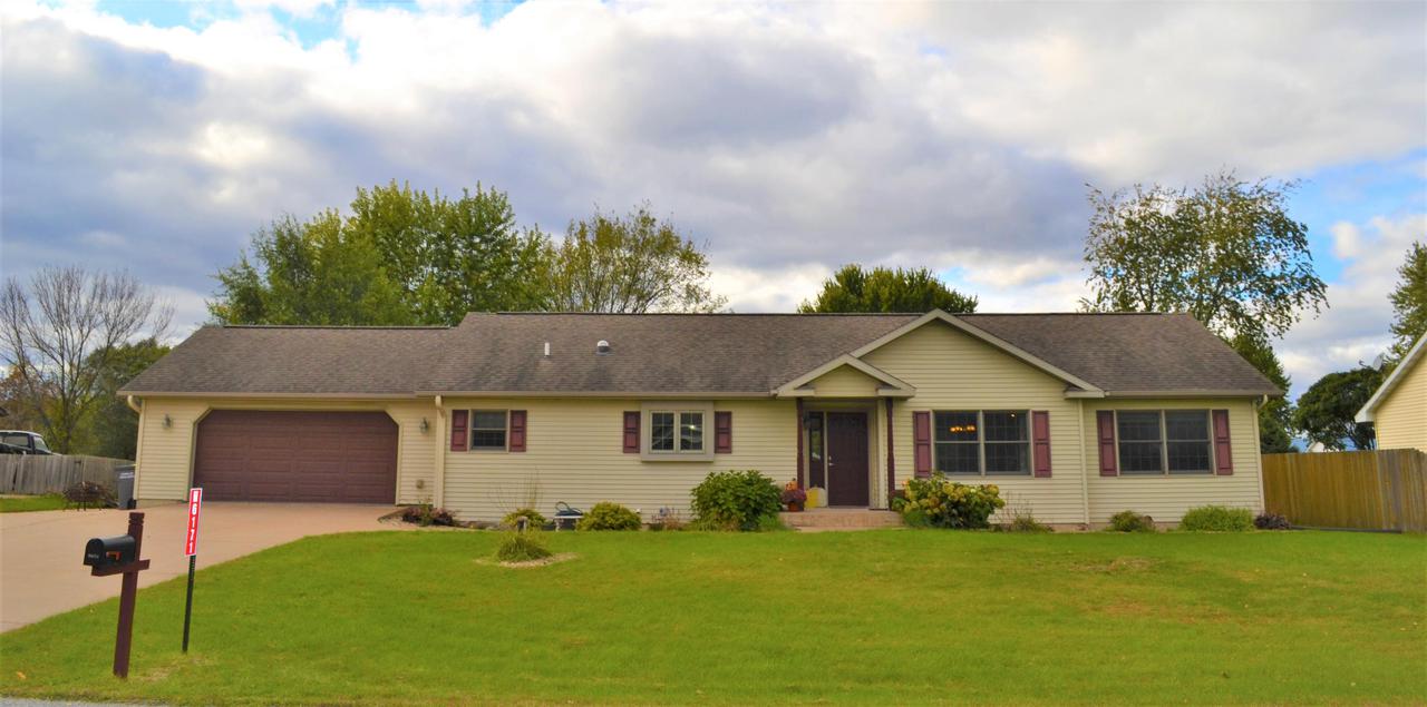 N6171 Eric Ave., Onalaska, WI 54650