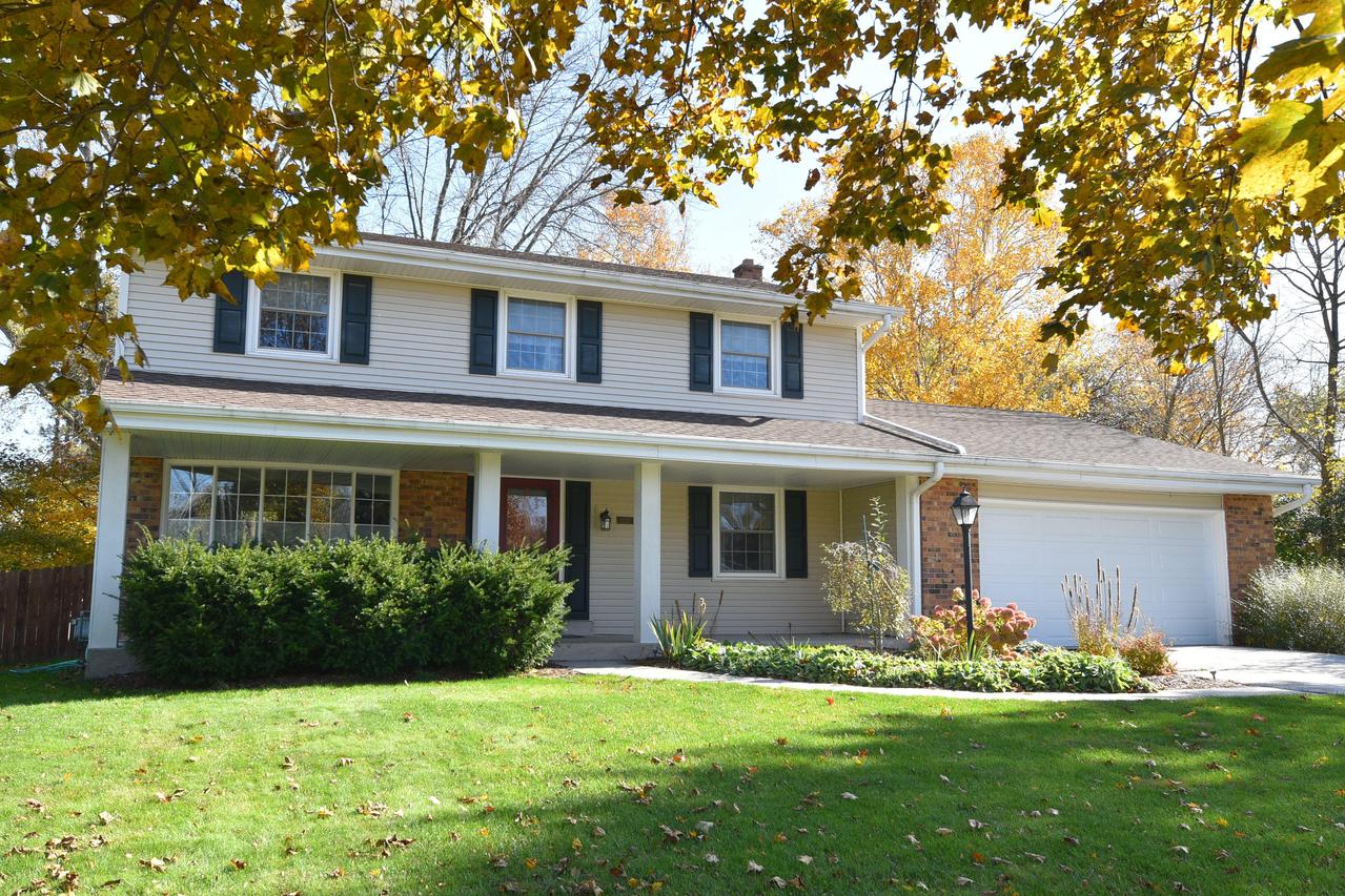 9292 N 60th St, Brown Deer, WI 53223