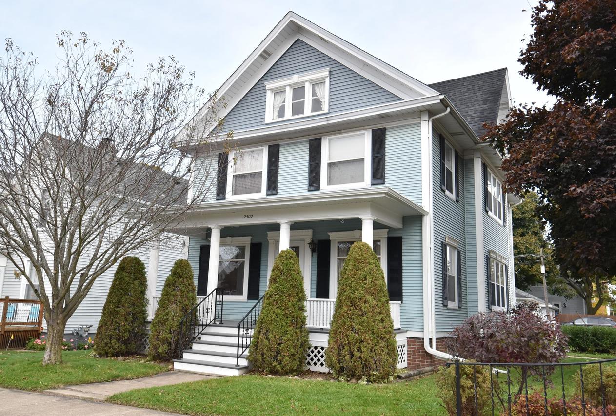 2302 Hansen Ave, Racine, WI 53405