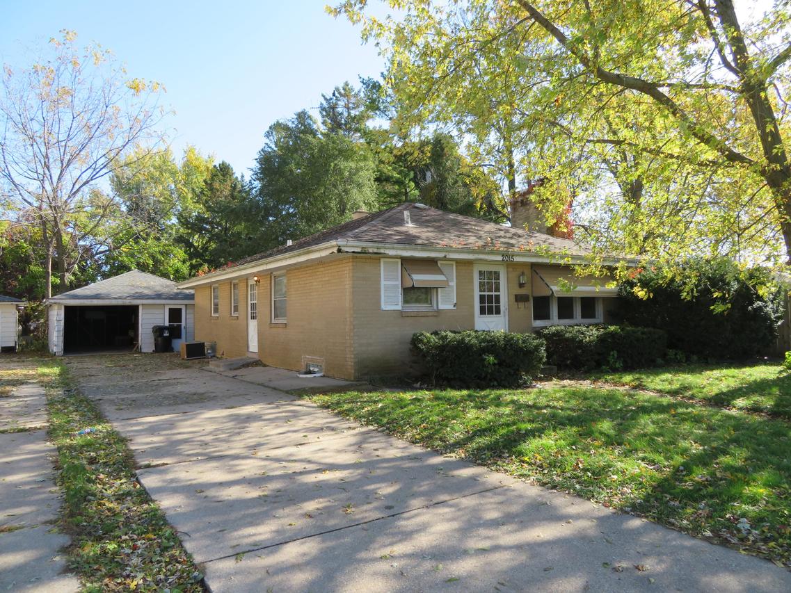 2015 Mount Pleasant St., Racine, WI 53404