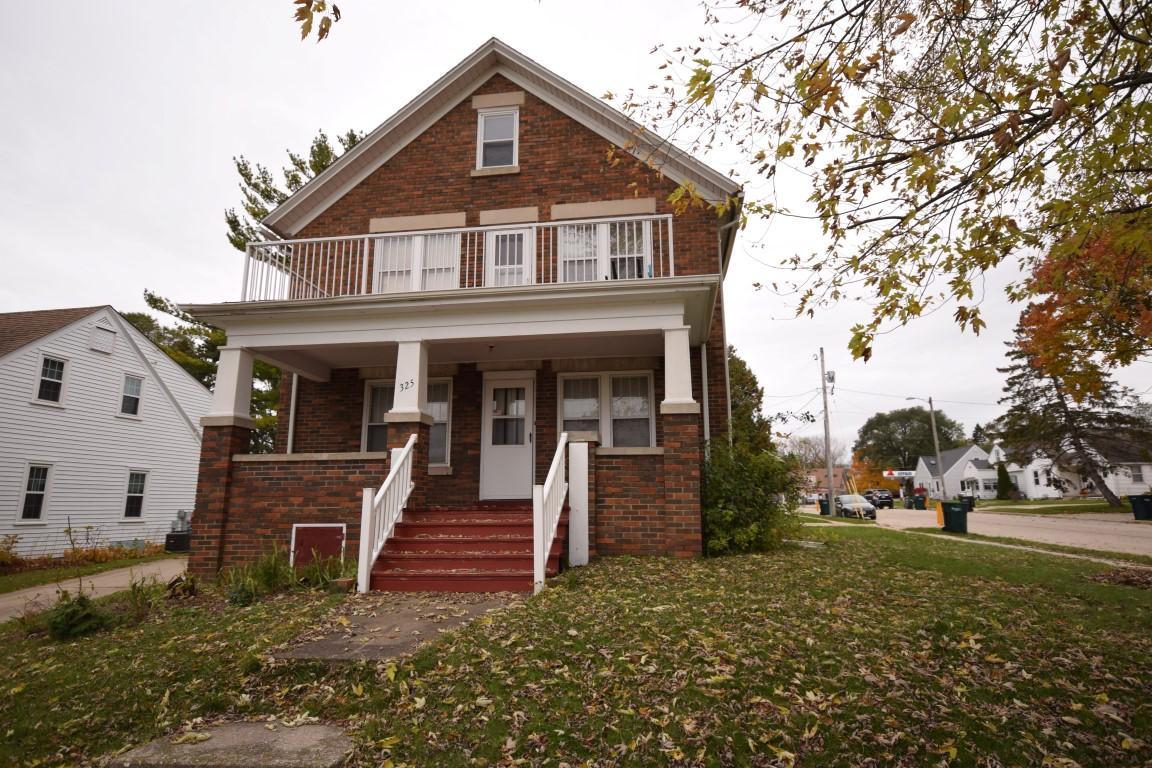 1517 Monroe St, West Bend, WI 53090