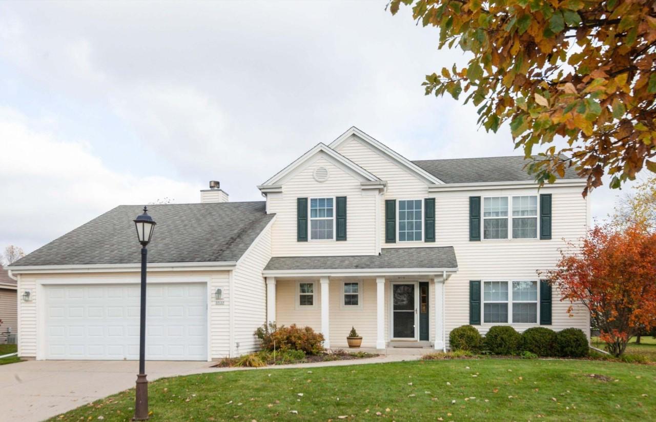 3537 Rapids Trl, Waukesha, WI 53189