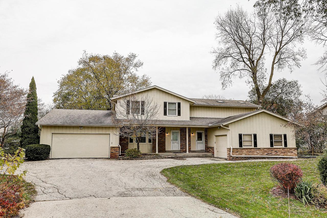 1420 S 164th St. #1422, New Berlin, WI 53151