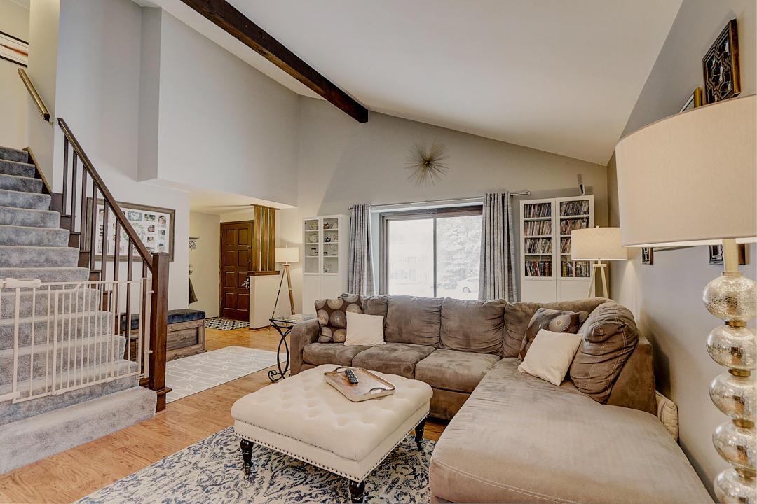 11826 W Scherrei Dr., Franklin, WI 53132