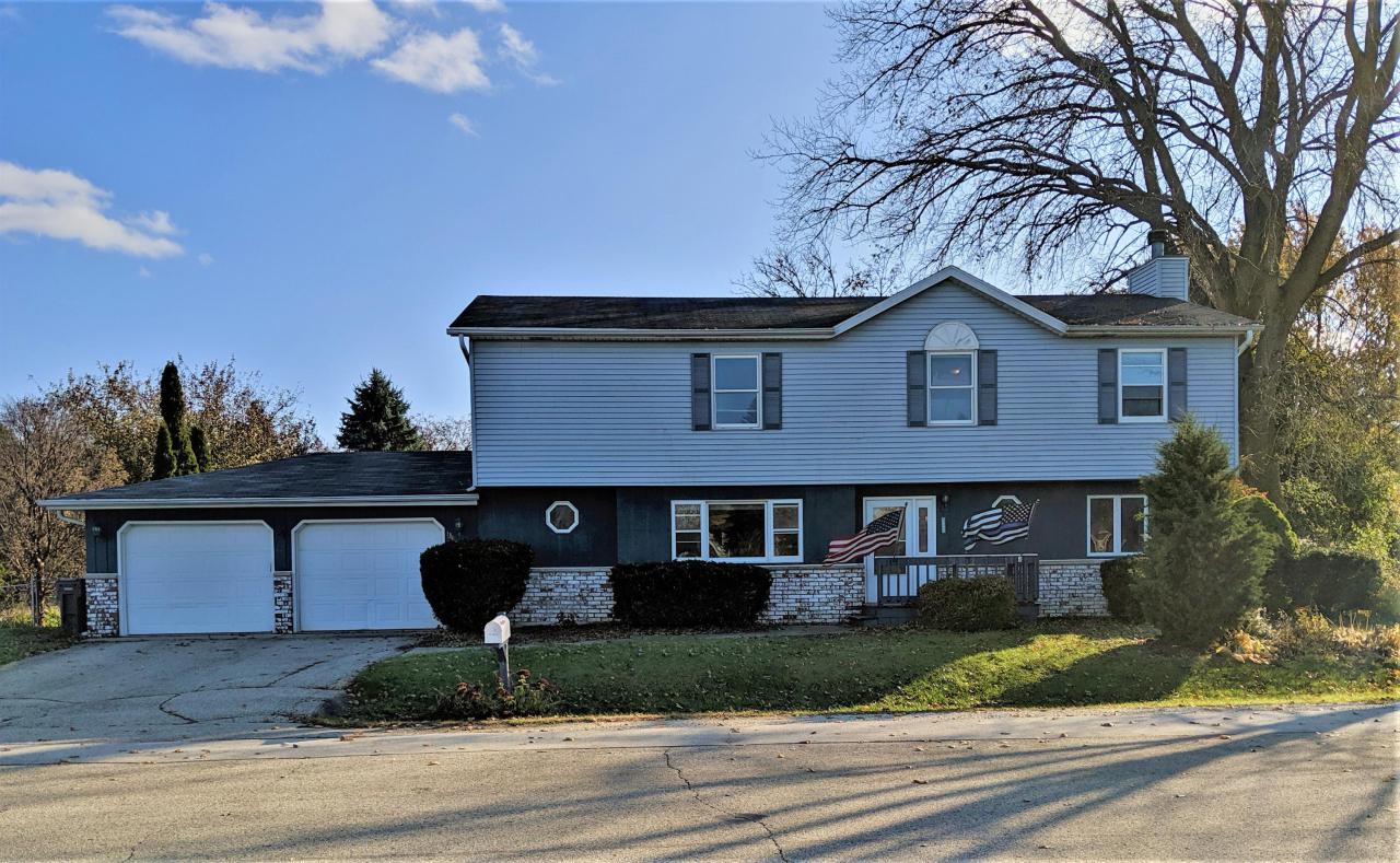 1348 Scott Dr., Mount Pleasant, WI 53406