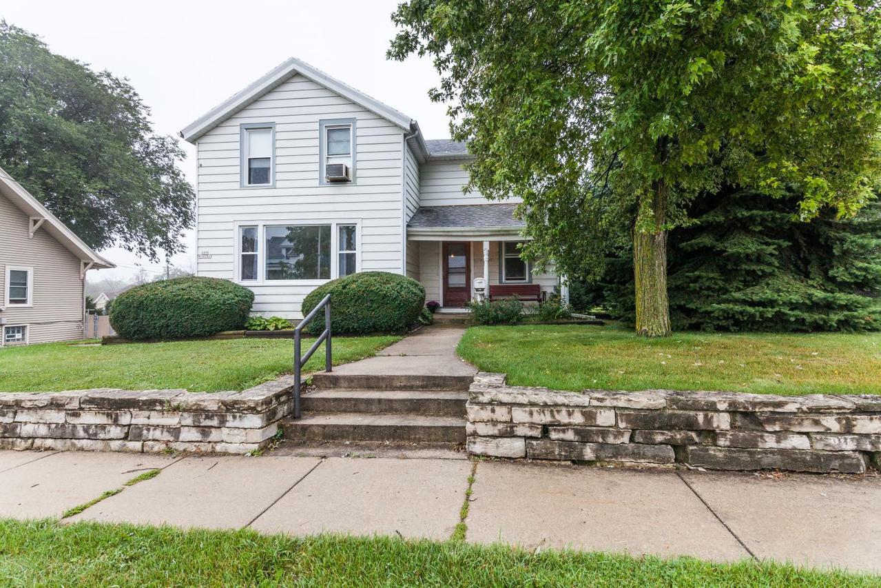 N89W16285 Main St, Menomonee Falls, WI 53051