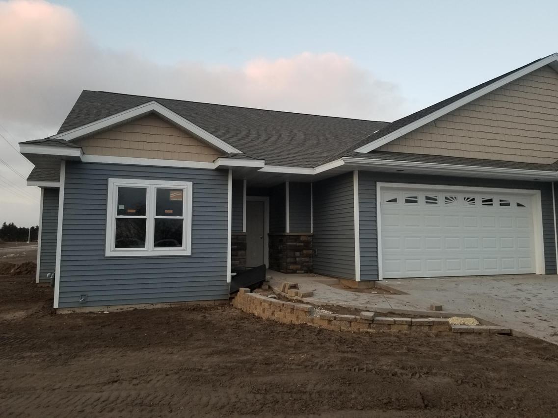 1949 Prairie Pl., Holmen, WI 54636