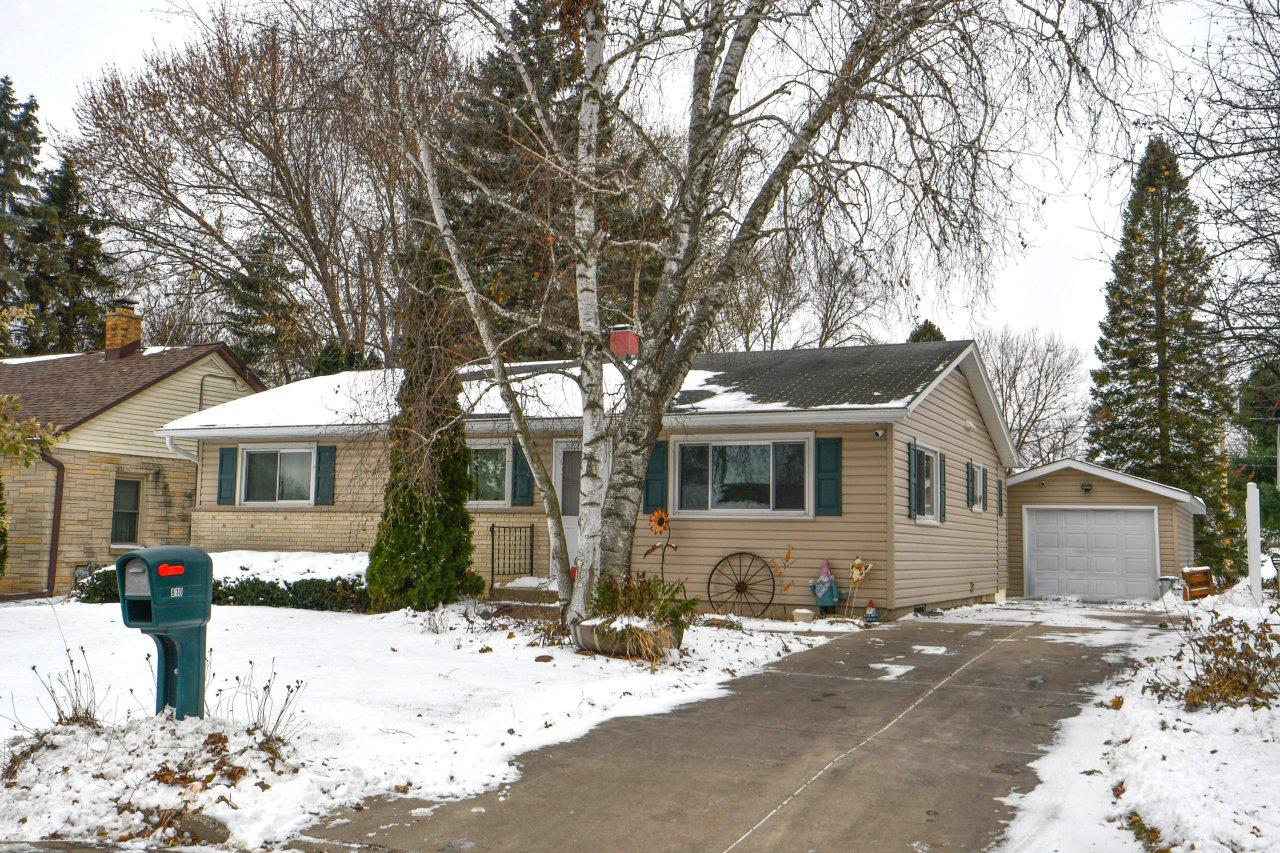 810 Werner St, Watertown, WI 53098