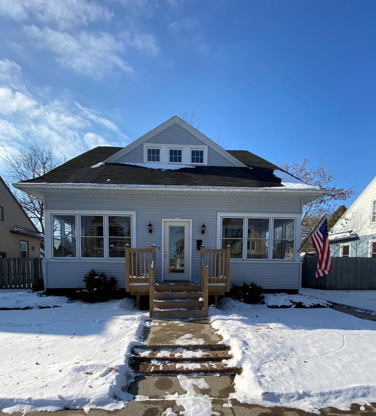 2332 S 7th St., Sheboygan, WI 53081