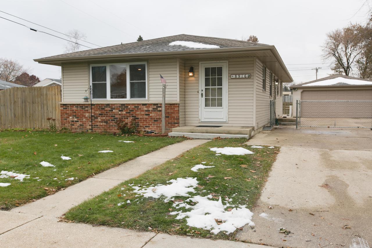 8916 Corliss Ave., Sturtevant, WI 53177