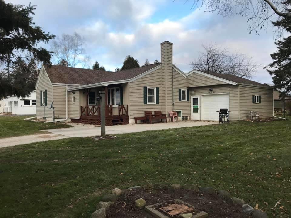 4212 Silver Creek Rd., Newton, WI 54220