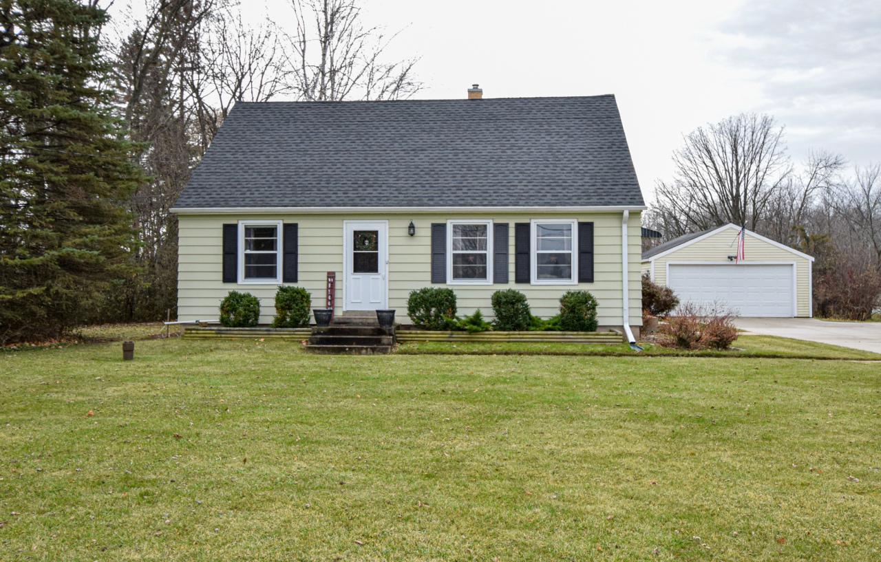 9415 W Donges Bay Rd., Mequon, WI 53097