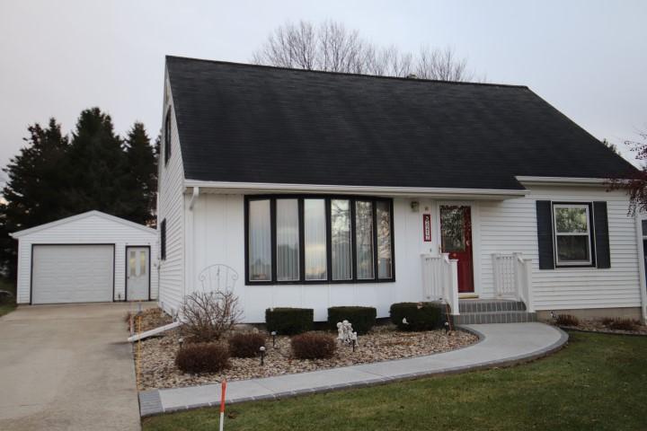 2257 Park Ave., New Holstein, WI 53061