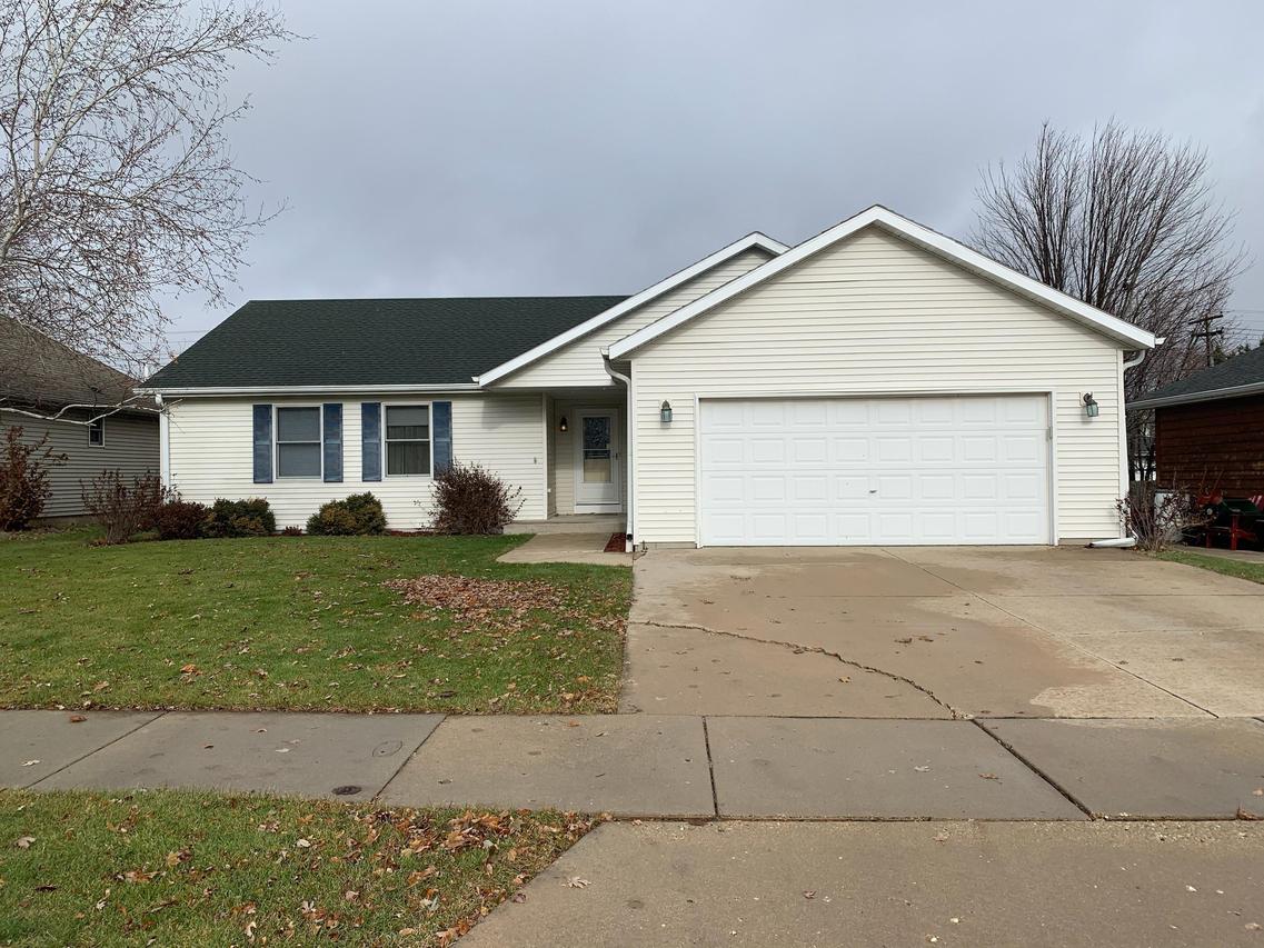 9432 Grayce Dr, Sturtevant, WI 53177
