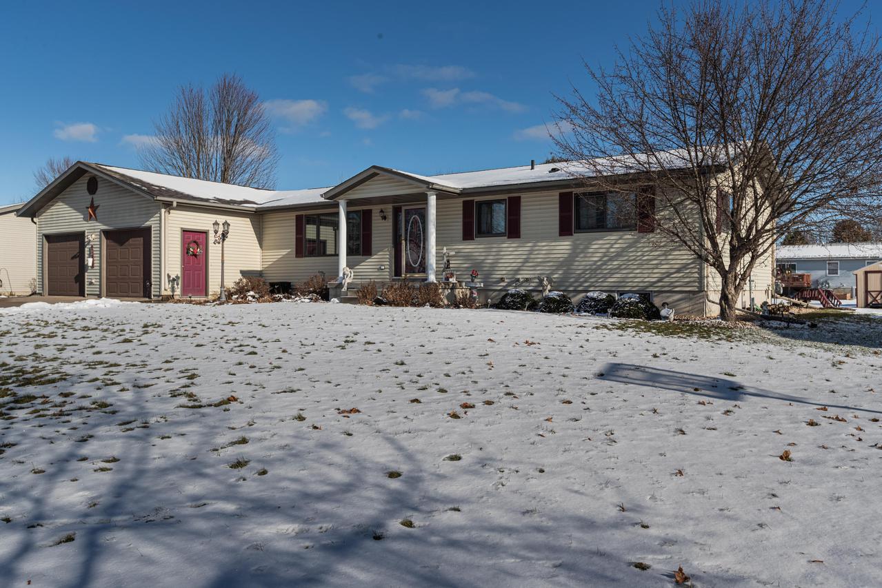 815 Terry Ct., Sparta, WI 54656