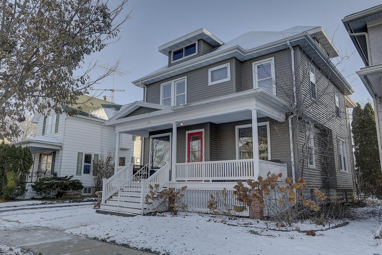 136 6th St., Fond Du Lac, WI 54935