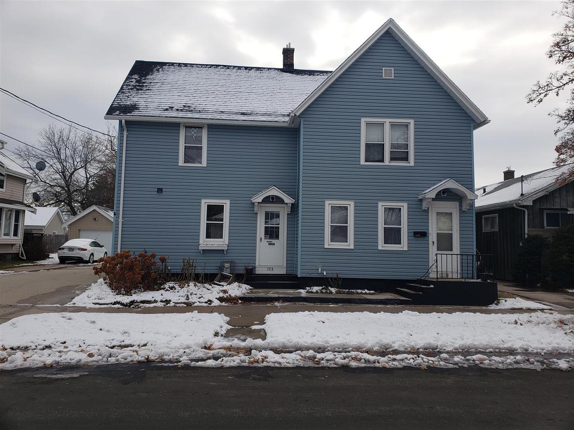 1513 Columbus St., Manitowoc, WI 54220