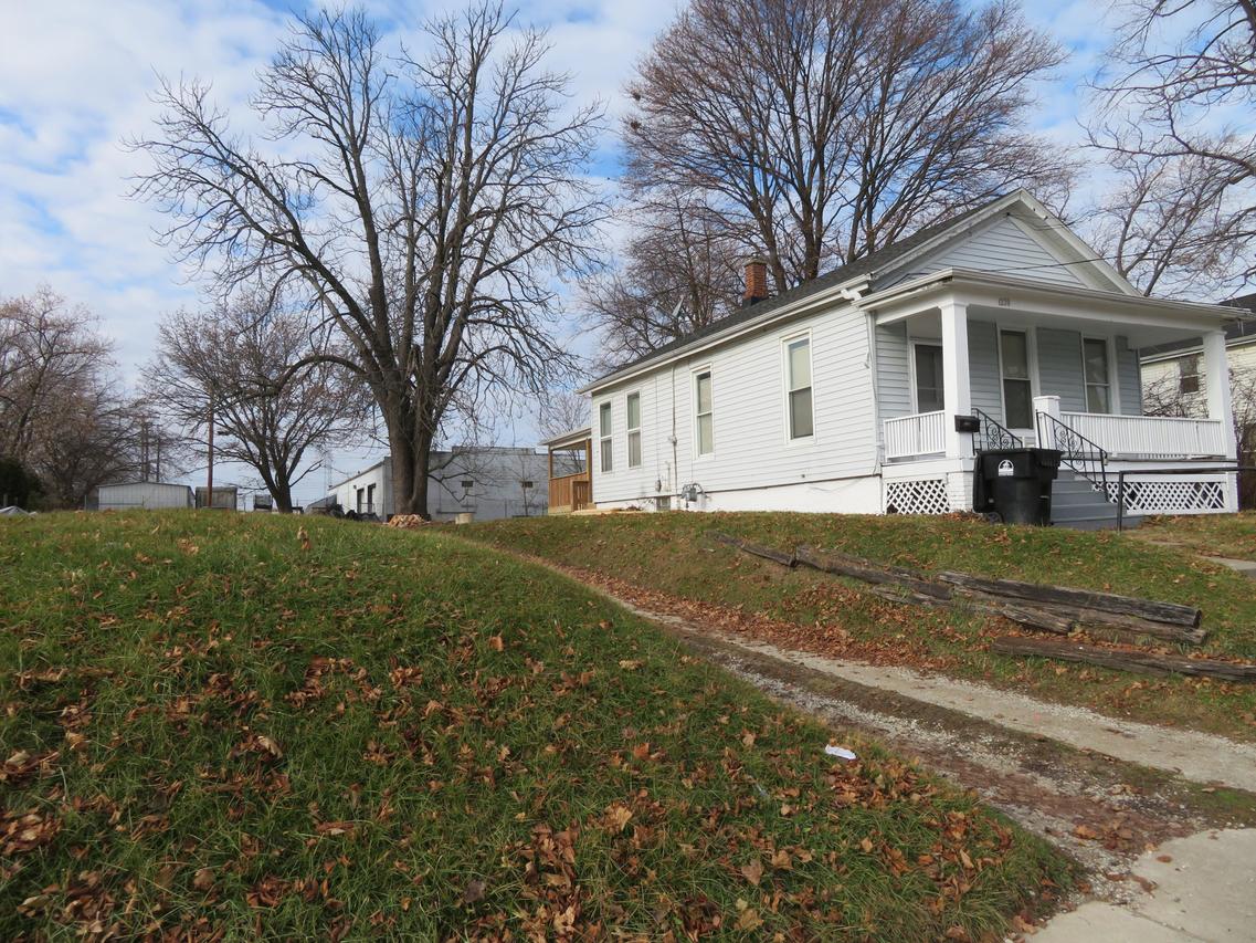 1220 King Dr., Racine, WI 53404