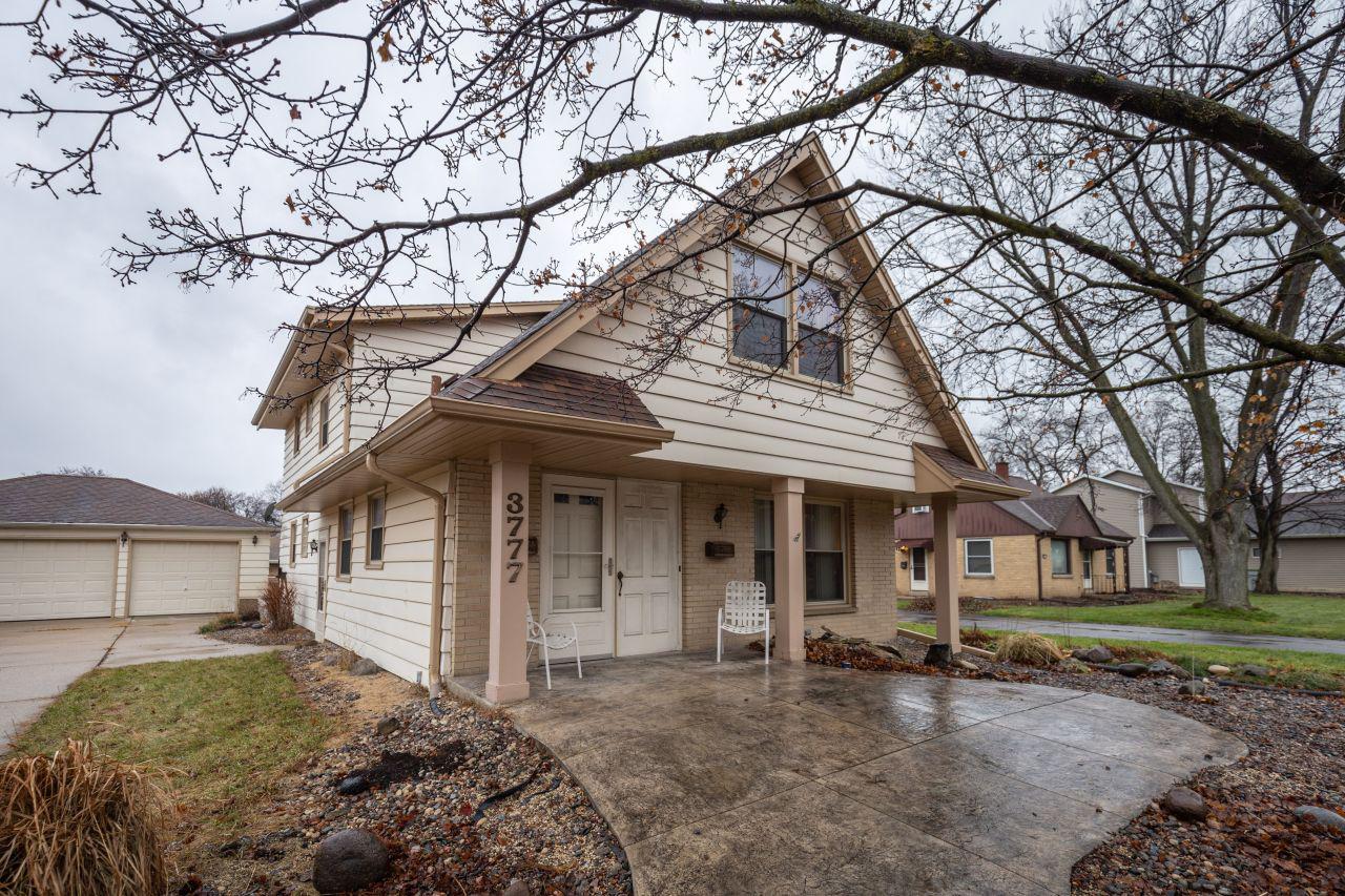 3777 S 92nd St., Milwaukee, WI 53228