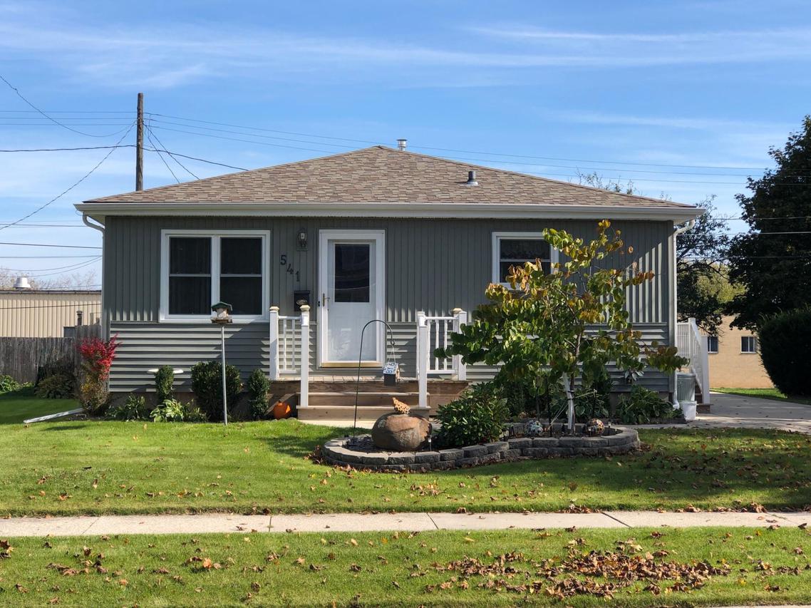 541 S 30th St., Manitowoc, WI 54220